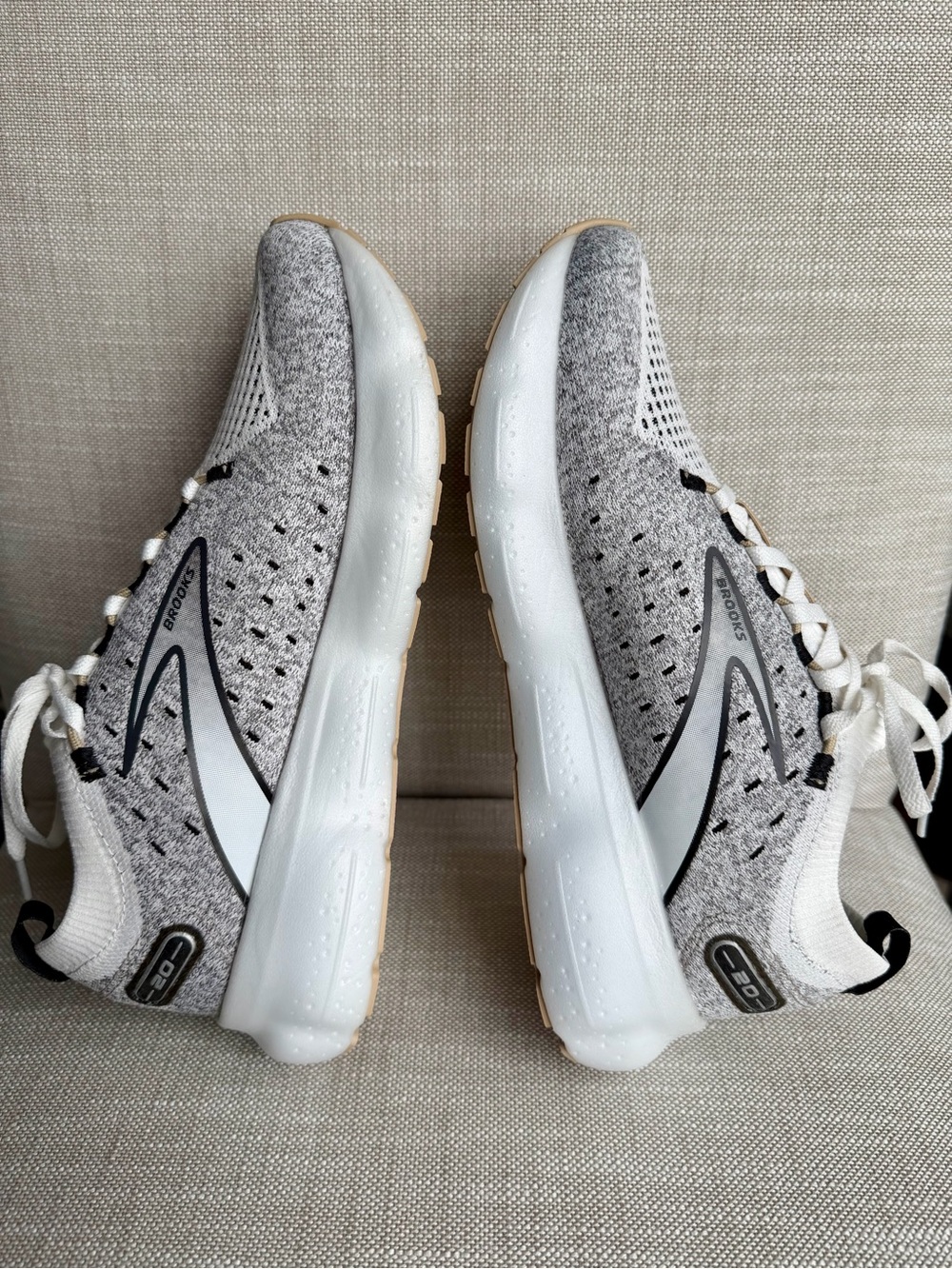 NWOT Women’s Brooks Glycerin 20 StealthFit Sneakers Sz 9 Medium Neutral Cushion - Picture 7 of 14